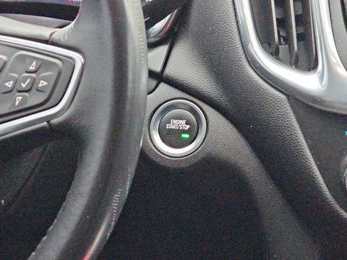 Used 2019 Chevrolet Equinox LT image 17