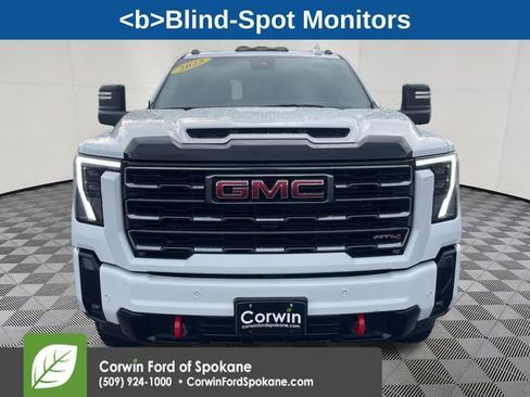 Used 2025 GMC Sierra 3500 AT4 w/ AT4 Premium Plus Package image 7