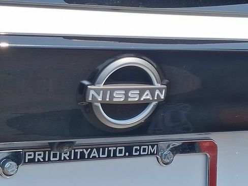 Used 2025 Nissan Kicks SV FWD image 9