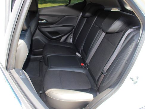 Used 2018 Buick Encore Preferred FWD image 32