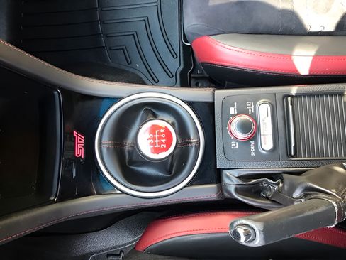 Used 2018 Subaru WRX STI AWD/4WD image 19