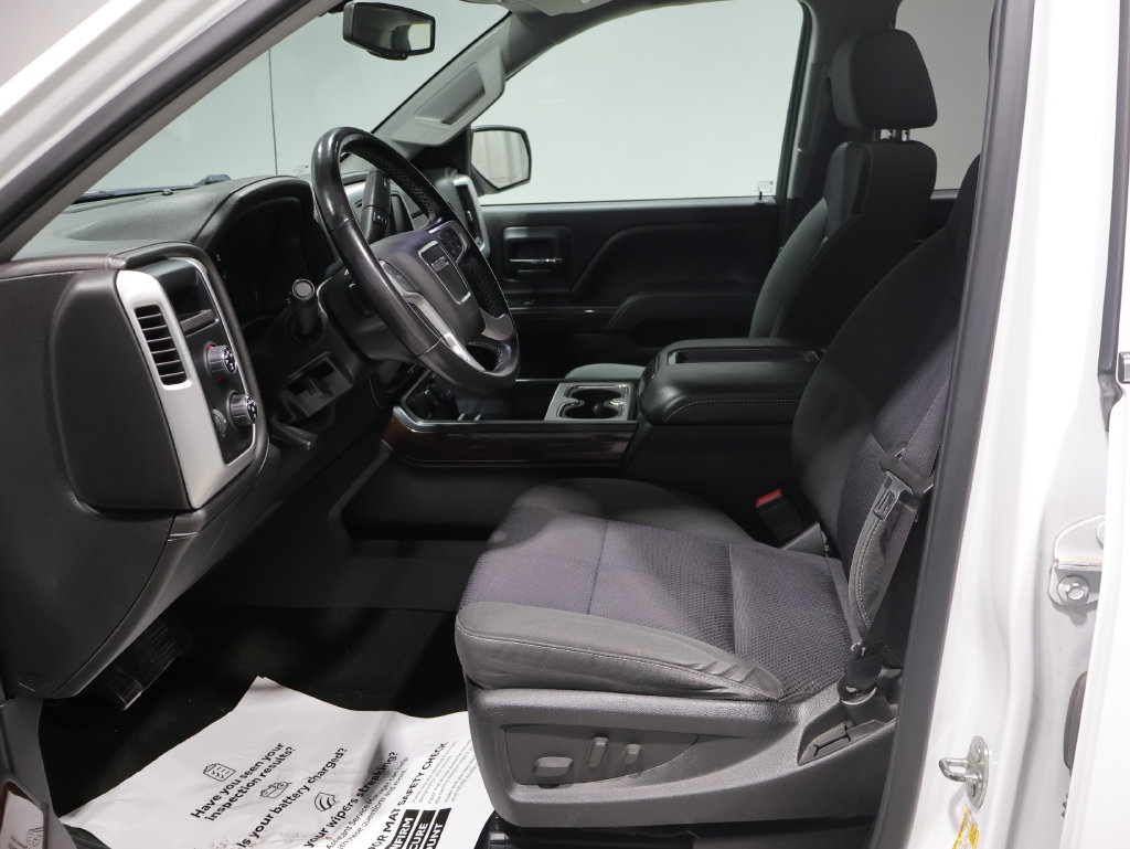 Used 2015 GMC Sierra 1500 SLE w/ Carbon-22 Edition AWD/4WD image 11