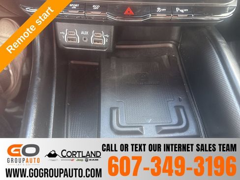 Used 2022 Dodge Durango R/T w/ Blacktop Package AWD/4WD image 36