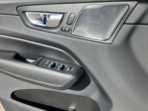 Used 2022 Volvo XC60 B5 Inscription w/ Advanced Package image 21