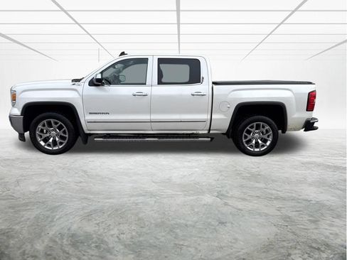 Used 2015 GMC Sierra 1500 SLT w/ SLT Crew Cab Value Package AWD/4WD image 2
