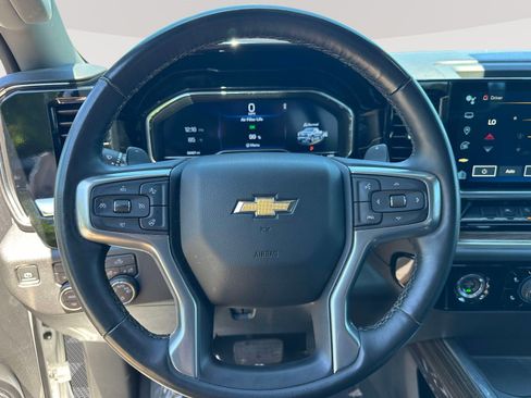 Used 2023 Chevrolet Silverado 1500 LT AWD/4WD image 14