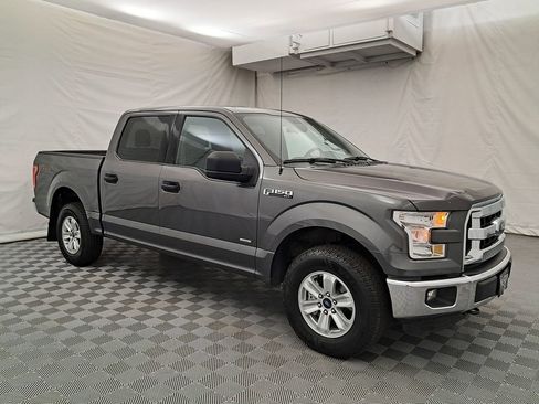 Used 2016 Ford F150 XLT image 2