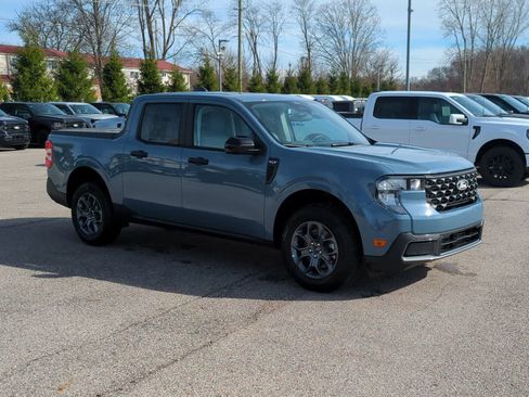 New 2026 Ford Maverick XLT w/ XLT Luxury Package AWD/4WD image 2