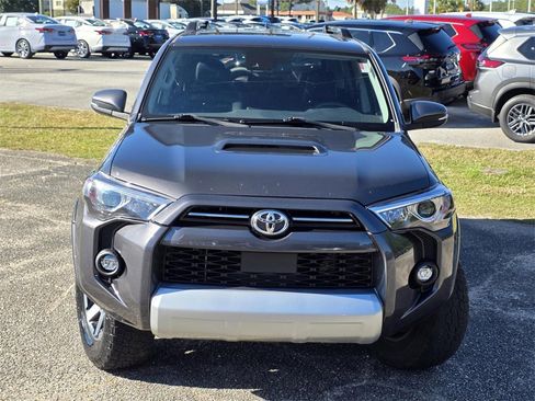 Used 2021 Toyota 4Runner TRD Off-Road Premium image 3