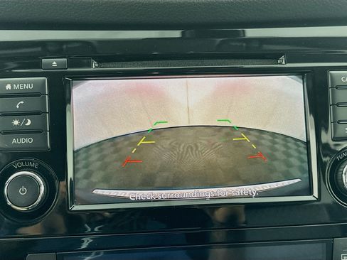 Used 2019 Nissan Rogue SV AWD/4WD image 22