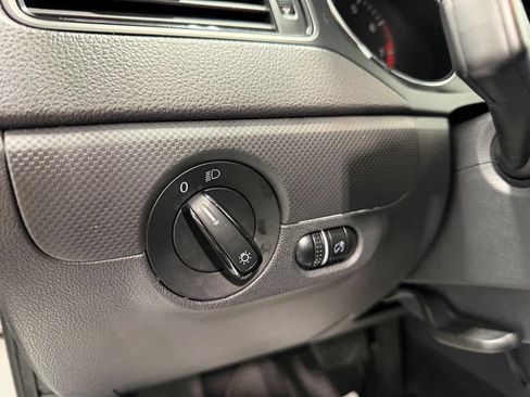 Used 2015 Volkswagen Jetta S image 21