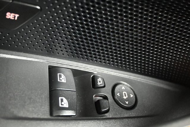 Used 2021 BMW 430i Coupe w/ M Sport Package RWD image 27