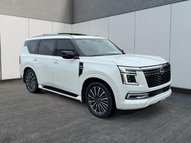 Used 2025 Nissan Armada Platinum Reserve AWD/4WD image 7