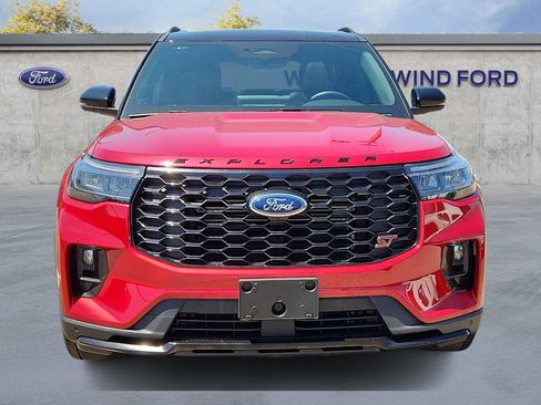Used 2025 Ford Explorer ST w/ Sun And Sound Package AWD/4WD image 2