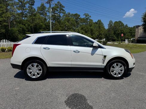 Used 2011 Cadillac SRX Luxury FWD image 7