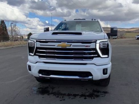 New 2026 Chevrolet Silverado 3500 LT w/ Z71 Chrome Sport Edition AWD/4WD image 3