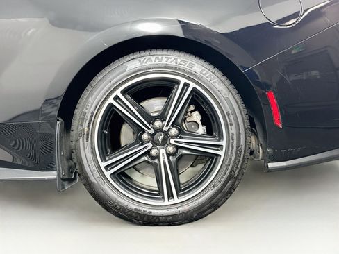 Used 2024 Ford Mustang Premium RWD image 11