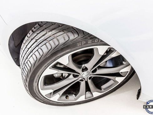 Used 2019 Buick Cascada Premium image 10