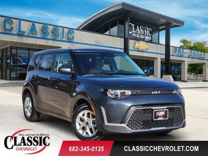 Used 2025 Kia Soul LX w/ LX Technology Package