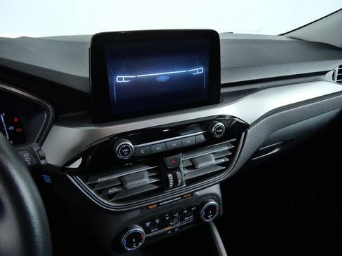 Certified 2025 Ford Escape Active AWD/4WD image 19