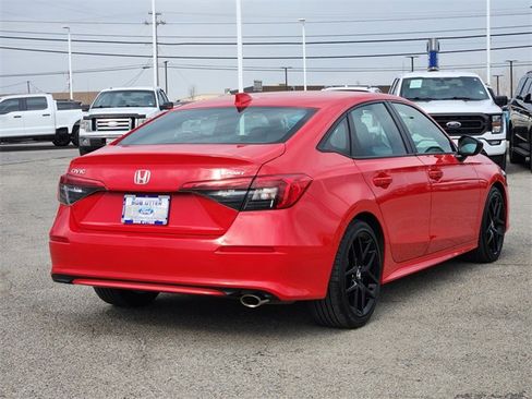 Used 2024 Honda Civic Sport image 5