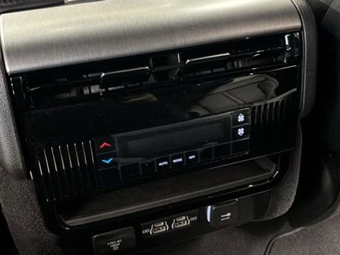 New 2026 Jeep Grand Wagoneer 4WD image 10