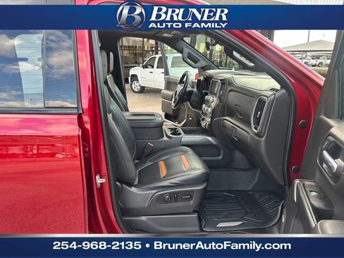 Used 2019 GMC Sierra 1500 AT4 w/ Off Road Performance Package image 16