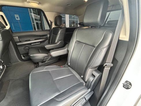 Used 2023 Ford Expedition XLT RWD image 8