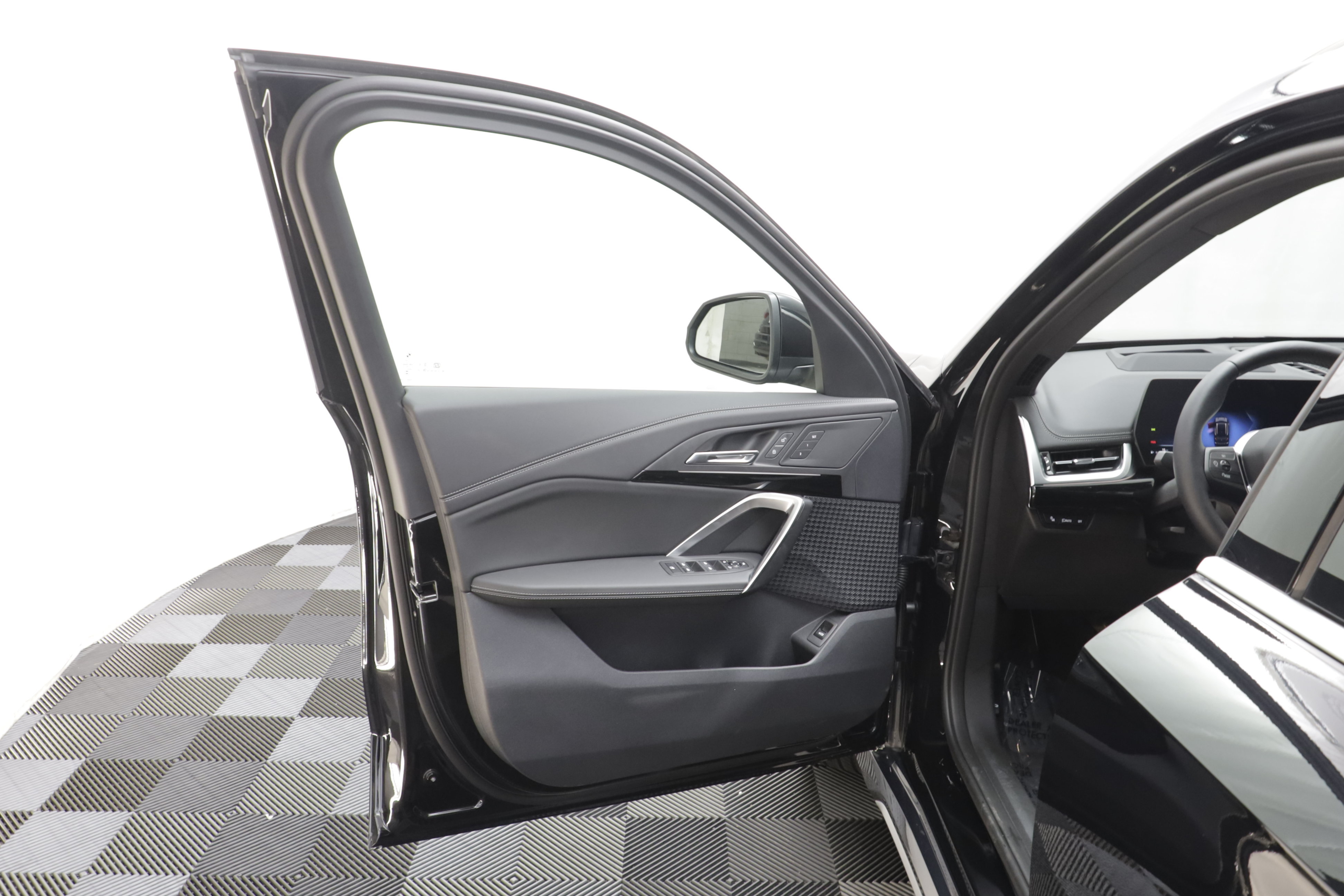 New 2027 BMW X1 xDrive28i AWD/4WD image 6