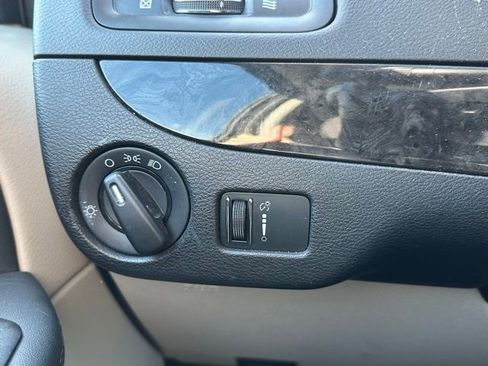 Used 2017 Dodge Grand Caravan SE w/ Power Window Group image 16