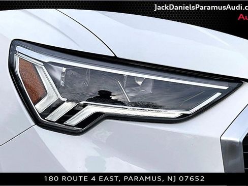 Used 2023 Audi Q3 2.0T Premium w/ Convenience Package image 21