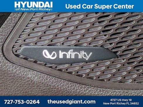 Used 2015 Hyundai Santa Fe Limited w/ Option Group 04 FWD image 37