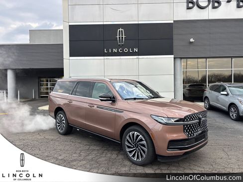 New 2025 Lincoln Navigator L Black Label image 1