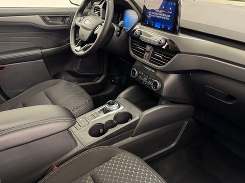 New 2026 Ford Escape Active w/ Cold Weather Package image 24