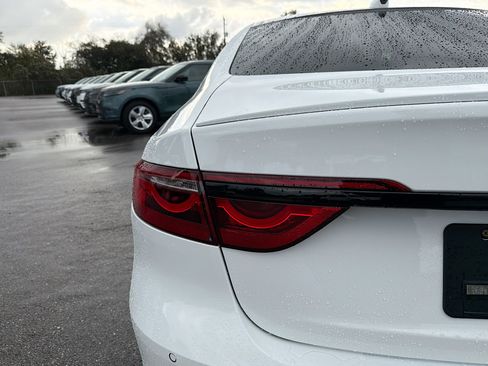 Used 2024 Jaguar XF R-Dynamic SE image 10