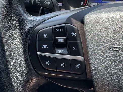 Used 2020 Ford Explorer XLT w/ Equipment Group 202A AWD/4WD image 20