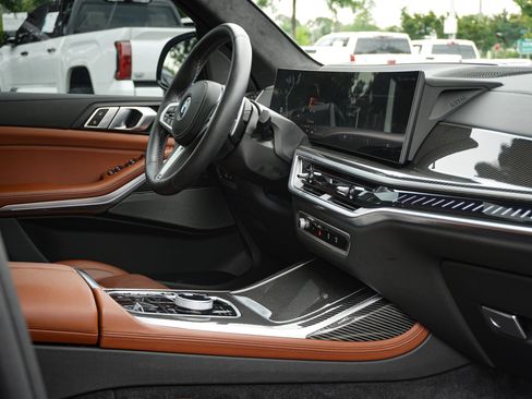 Used 2026 BMW X7 M60i w/ Executive Package AWD/4WD image 38