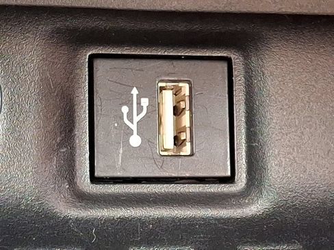 Used 2023 Toyota RAV4 AWD Hybrid image 26