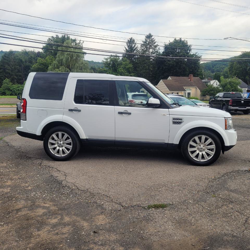 Used 2013 Land Rover LR4 HSE w/ HSE Pkg AWD/4WD image 9