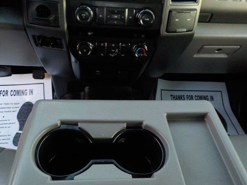Used 2019 Ford F350 XL w/ Power Equipment Group RWD image 20