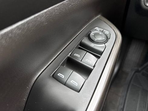 Used 2023 GMC Acadia SLT AWD/4WD image 29