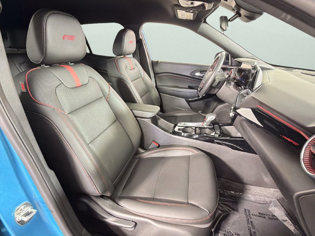 Certified 2025 Chevrolet Trax RS w/ Driver Confidence Package FWD image 34