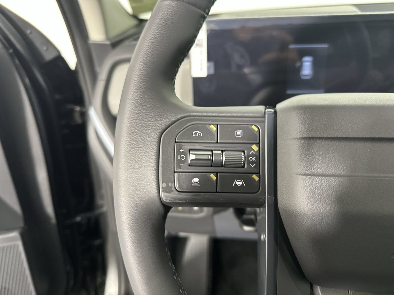 New 2027 Kia Seltos S FWD image 6
