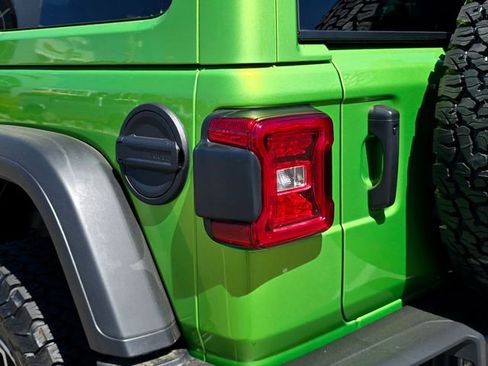 New 2025 Jeep Wrangler Unlimited Rubicon w/ Steel Bumper Group image 24