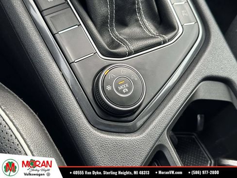 Used 2022 Volkswagen Tiguan SEL R-Line AWD/4WD image 31