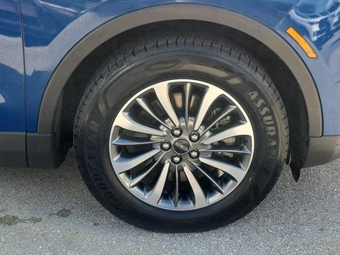 Certified 2020 Lincoln Nautilus FWD w/ Equipment Group 101A image 13