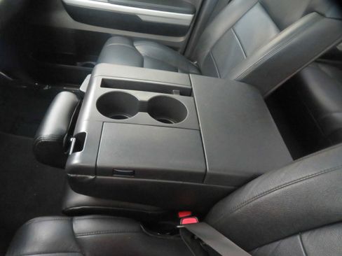 Used 2019 Toyota Tundra SR5 AWD/4WD image 46