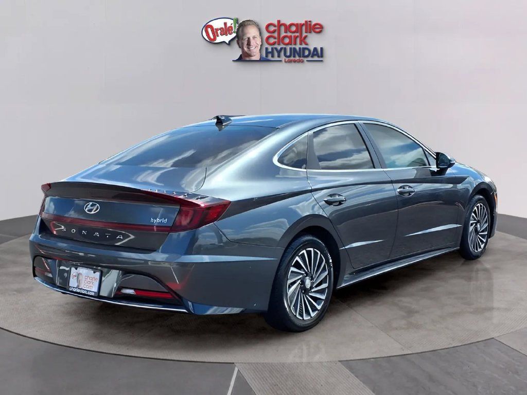 Used 2023 Hyundai Sonata SEL w/ Cargo Package FWD image 5