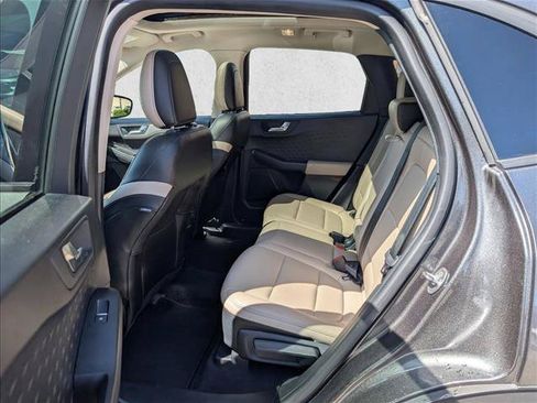 Used 2020 Ford Escape SE Sport FWD image 18