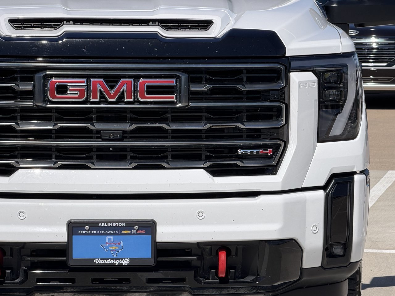 Certified 2025 GMC Sierra 2500 AT4 AWD/4WD image 8
